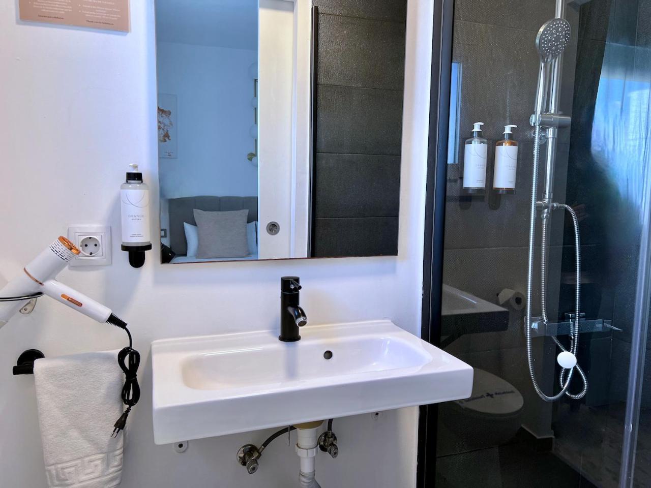 Aldara Sitges Hotel ภายนอก รูปภาพ